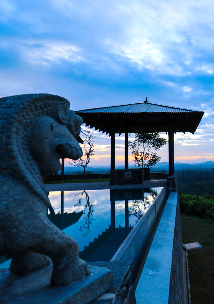 Makuludola-Bungalow-sunset